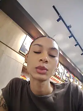 Leaberry online show from March 2, 11:22 pm