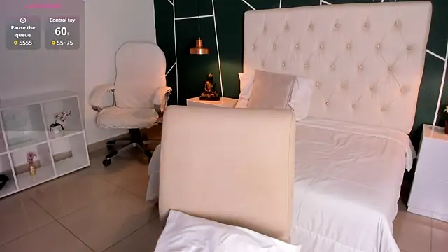 Veronicalanx1 online show from February 15, 12:22 pm