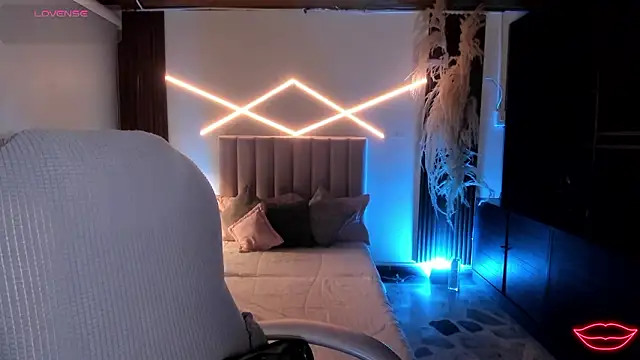 Veronicalanx1 online show from February 12, 12:11 pm