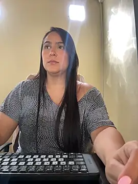 kendall 52 online show from March 25, 2:45 pm