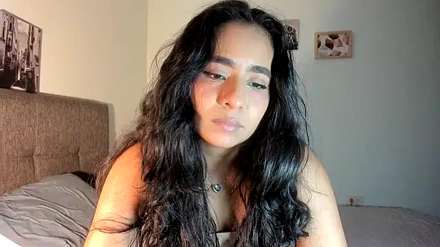 Snapshot of valeryvegas_2 chatting on September 11, 2:33 am valeryvegas 2 online show from September 11, 2:33 am