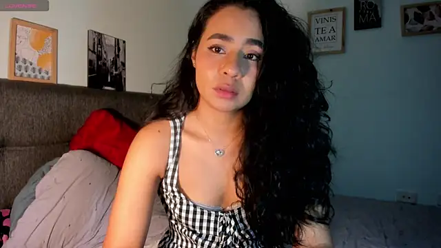 Snapshot of valeryvegas_2 chatting on September 20, 2:56 am valeryvegas 2 online show from September 20, 2:56 am