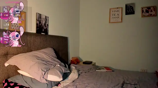 Snapshot of valeryvegas_2 chatting on September 23, 2:58 am valeryvegas 2 online show from September 23, 2:58 am