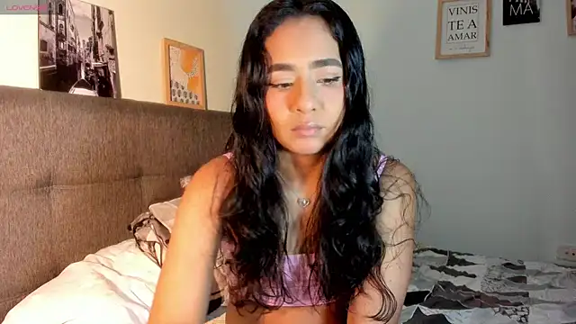 Snapshot of valeryvegas_2 chatting on September 29, 1:11 am valeryvegas 2 online show from September 29, 1:11 am