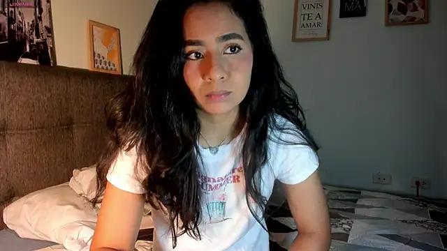 Snapshot of valeryvegas_2 chatting on October 6, 2:53 am valeryvegas 2 online show from October 6, 2:53 am