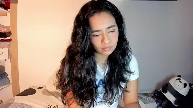 Snapshot of valeryvegas_2 chatting on October 24, 1:24 am valeryvegas 2 online show from October 24, 1:24 am