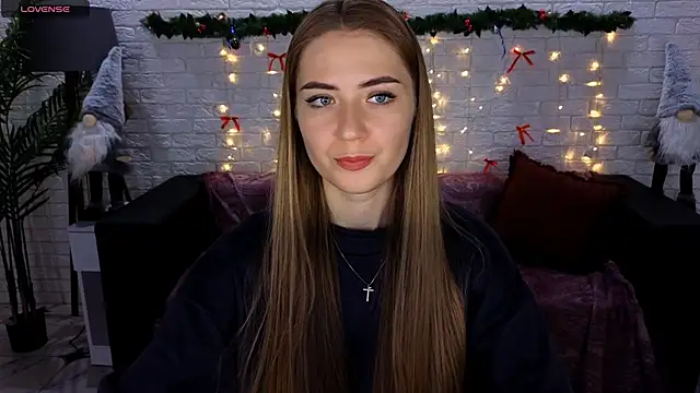 Snapshot of Adelyna_Bird chatting on January 6, 10:46 am Adelyna Bird online show from January 6, 10:46 am