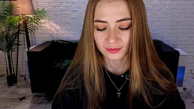 Snapshot of Adelyna_Bird chatting on March 7, 11:07 am Adelyna Bird online show from March 7, 11:07 am