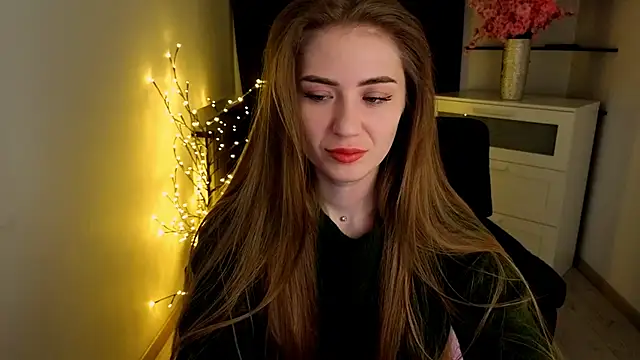 Adelyna Bird online show from March 29, 6:24 am