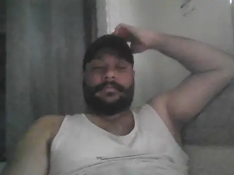 Snapshot of Indersaini148 chatting on May 19, 10:10 am Indersaini148 online show from May 19, 10:10 am