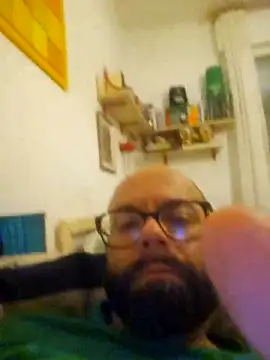 Snapshot of Dolceporco19 chatting on November 16, 12:05 am Dolceporco19 online show from November 16, 12:05 am