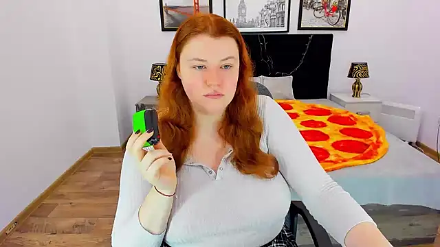 PolinaSalvatore online show from December 19, 8:34 am