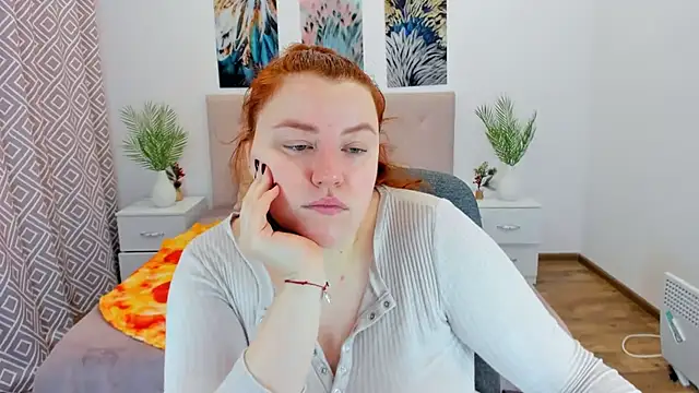 PolinaSalvatore online show from January 25, 7:49 am