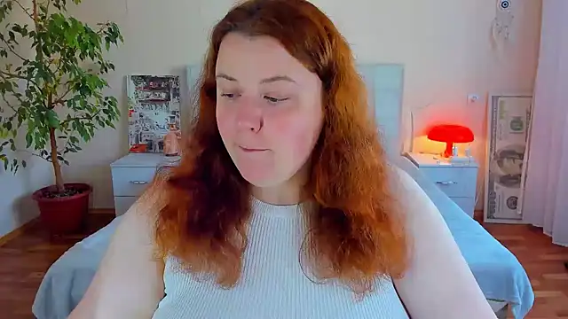 Snapshot of PolinaSalvatore chatting on May 15, 2:24 pm PolinaSalvatore online show from May 15, 2:24 pm