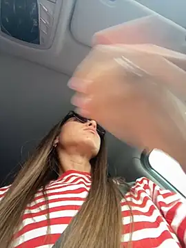 Snapshot of EvaCatt chatting on March 21, 4:06 am EvaCatt online show from March 21, 4:06 am