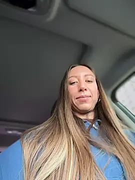 EvaCatt online show from April 8, 3:06 am