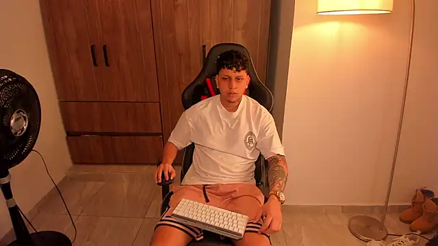 Jake simons online show from February 14, 4:09 am