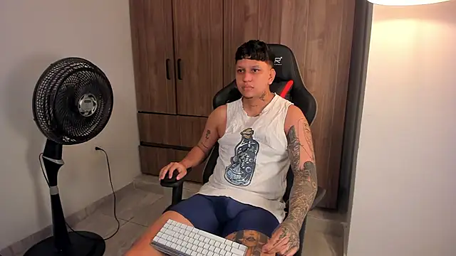 Jake simons online show from March 16, 1:55 am