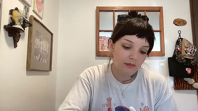 SweetMaisie online show from October 15, 9:26 pm