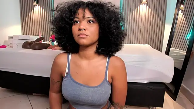 Zafiiraa online show from March 19, 11:39 am