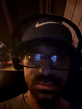 Snapshot of studda27 chatting on September 26, 9:24 am studda27 online show from September 26, 9:24 am