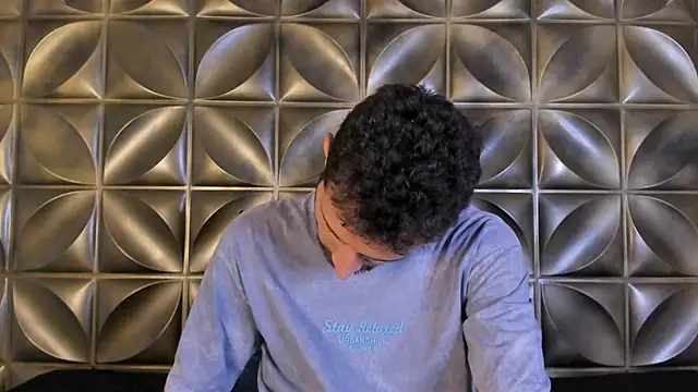 sam bisex online show from April 5, 2:42 am