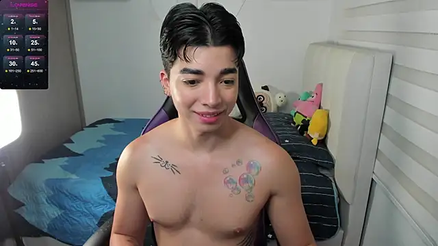 santy7v7 online show from October 8, 1:20 pm