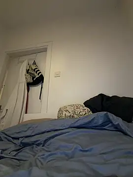 Snapshot of jannis1992 chatting on June 17, 7:48 pm jannis1992 online show from June 17, 7:48 pm