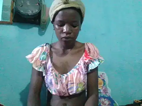 Snapshot of sweetchic_ chatting on March 4, 10:13 am sweetchic online show from March 4, 10:13 am