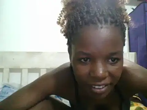 Snapshot of sweetchic_ chatting on October 19, 6:52 pm sweetchic online show from October 19, 6:52 pm