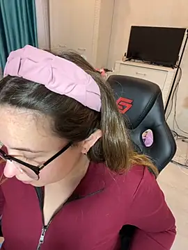 DienkaGreen online show from November 27, 7:54 am