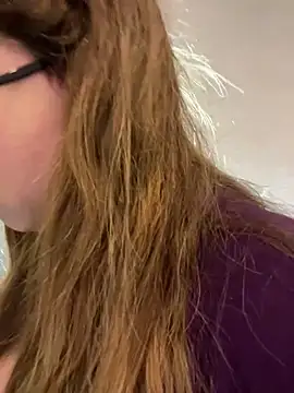 DienkaGreen online show from December 3, 12:25 pm