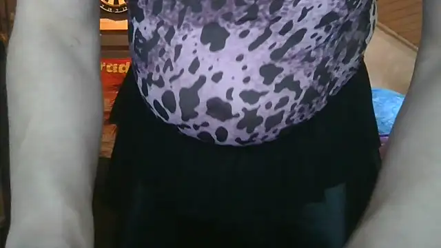 SchwanzlochStute online show from April 18, 11:58 am