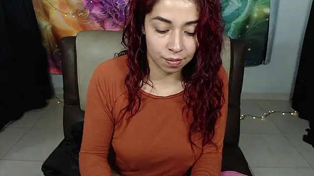 Snapshot of Alexxx_andr4 chatting on February 14, 2:18 am Alexxx andr4 online show from February 14, 2:18 am