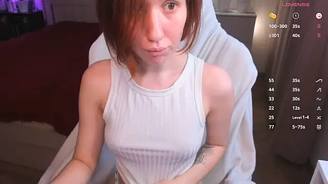 Snapshot of Ooooooli chatting on January 29, 1:17 pm Ooooooli online show from January 29, 1:17 pm