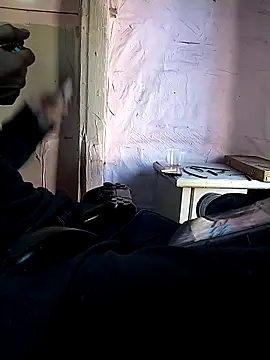 Snapshot of Wero4200 chatting on October 27, 3:27 pm Wero4200 online show from October 27, 3:27 pm