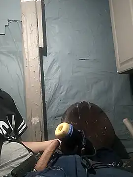 Snapshot of Wero4200 chatting on November 13, 10:03 am Wero4200 online show from November 13, 10:03 am