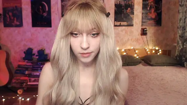 Friendly Ellie online show from January 27, 12:12 am