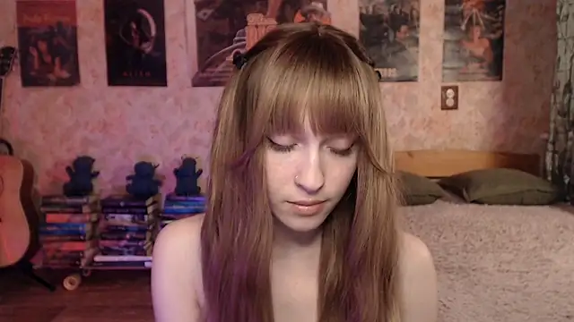 Friendly Ellie online show from April 19, 12:26 pm