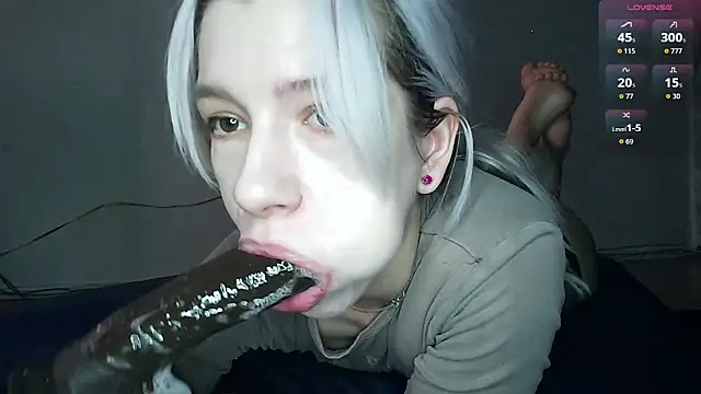Snapshot of cruellagoth666 chatting on July 20, 3:14 pm cruellagoth666 online show from July 20, 3:14 pm