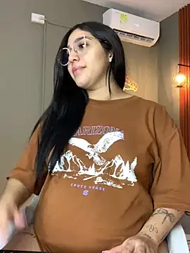 Amandanauty online show from December 19, 5:18 am