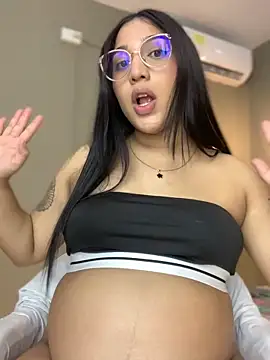 Amandanauty online show from December 25, 9:45 am