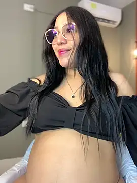 Amandanauty online show from December 31, 4:49 am