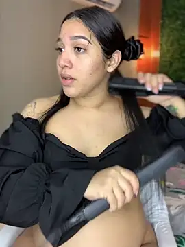 Amandanauty online show from December 31, 9:28 pm