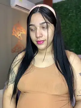 Amandanauty online show from January 18, 11:55 pm