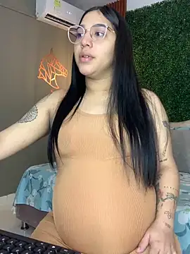 Amandanauty online show from February 28, 9:33 pm