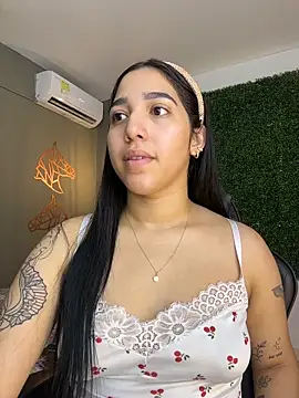 Amandanauty online show from December 19, 8:21 am