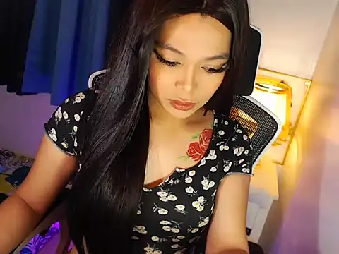 MajesticKitana online show from January 6, 5:11 am