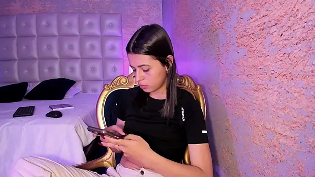 Snapshot of IvySanders1 chatting on September 16, 1:01 pm IvySanders1 online show from September 16, 1:01 pm