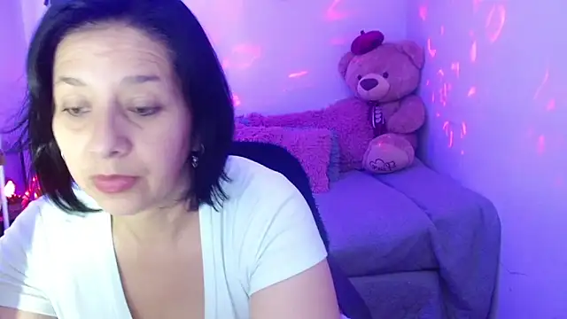 camilalatti online show from October 4, 11:58 pm